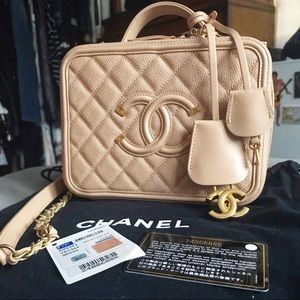 Filigree Vanity Case Beige Caviar Gold